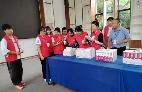 图示, 示意图

中度可信度描述已自动生成:ver1