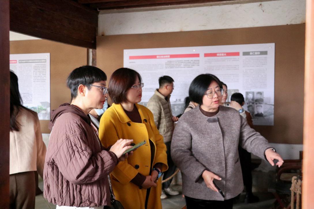 F:\2024.1.14-1.18-澜沧、孟连寒假社会调研\修图\2024.1.16-东主书院、院士小院、竹塘乡中心小学“邓颖超班\IMG_7634(20240116-205925).JPG