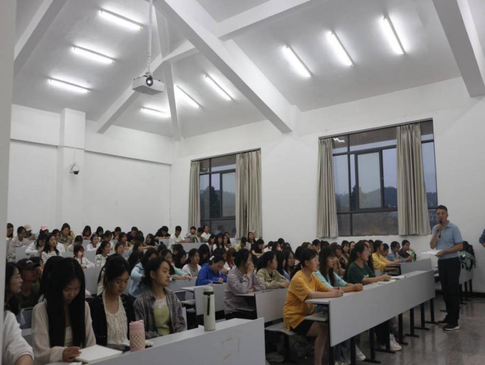 图示, 示意图

中度可信度描述已自动生成:ver1