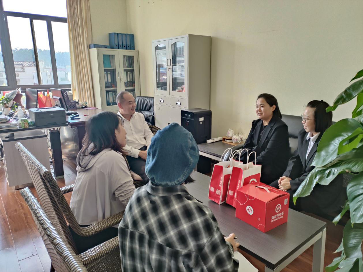 经济管理学院与海捞餐饮管理有限公司普洱第一分公司开展“访企拓岗促就业”座谈会