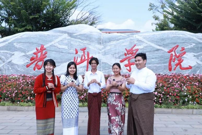 留学生在中国过快乐除夕