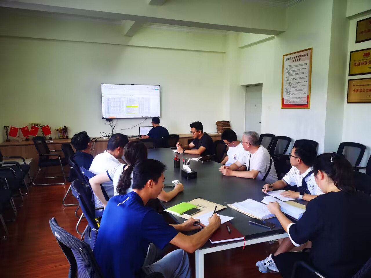 E:\QQ\Tencent Files\63051353\nt_qq\nt_data\Pic\2025-09\Thumb\4c775a172860ab5af57f153893b82d3f_720.jpg