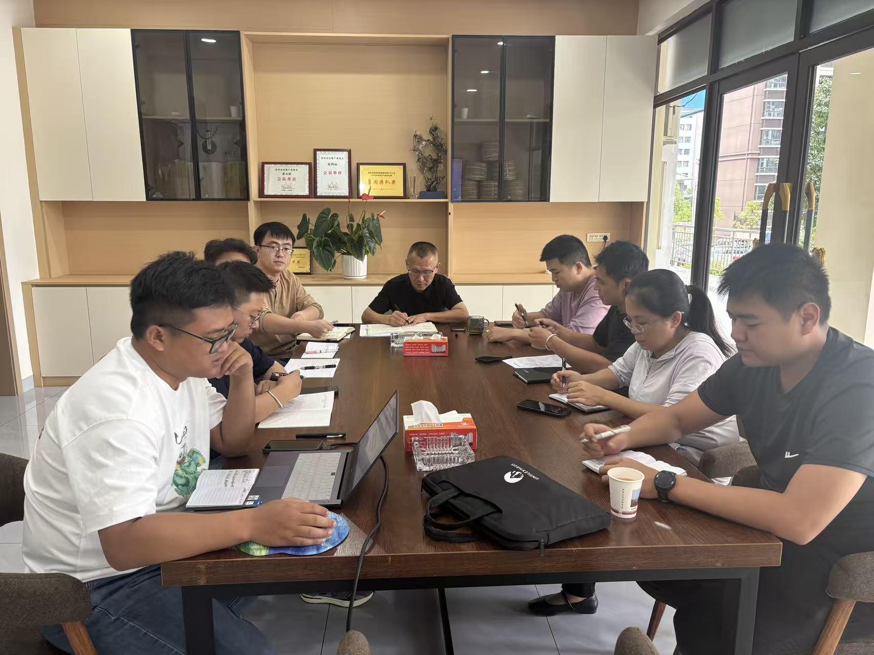 9ad1e9f20ebb2c265cbd7d0d072b701e