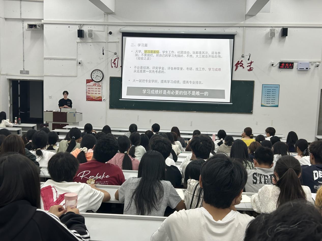 0F1BB159E4C462E2CDFB7469CF37271B