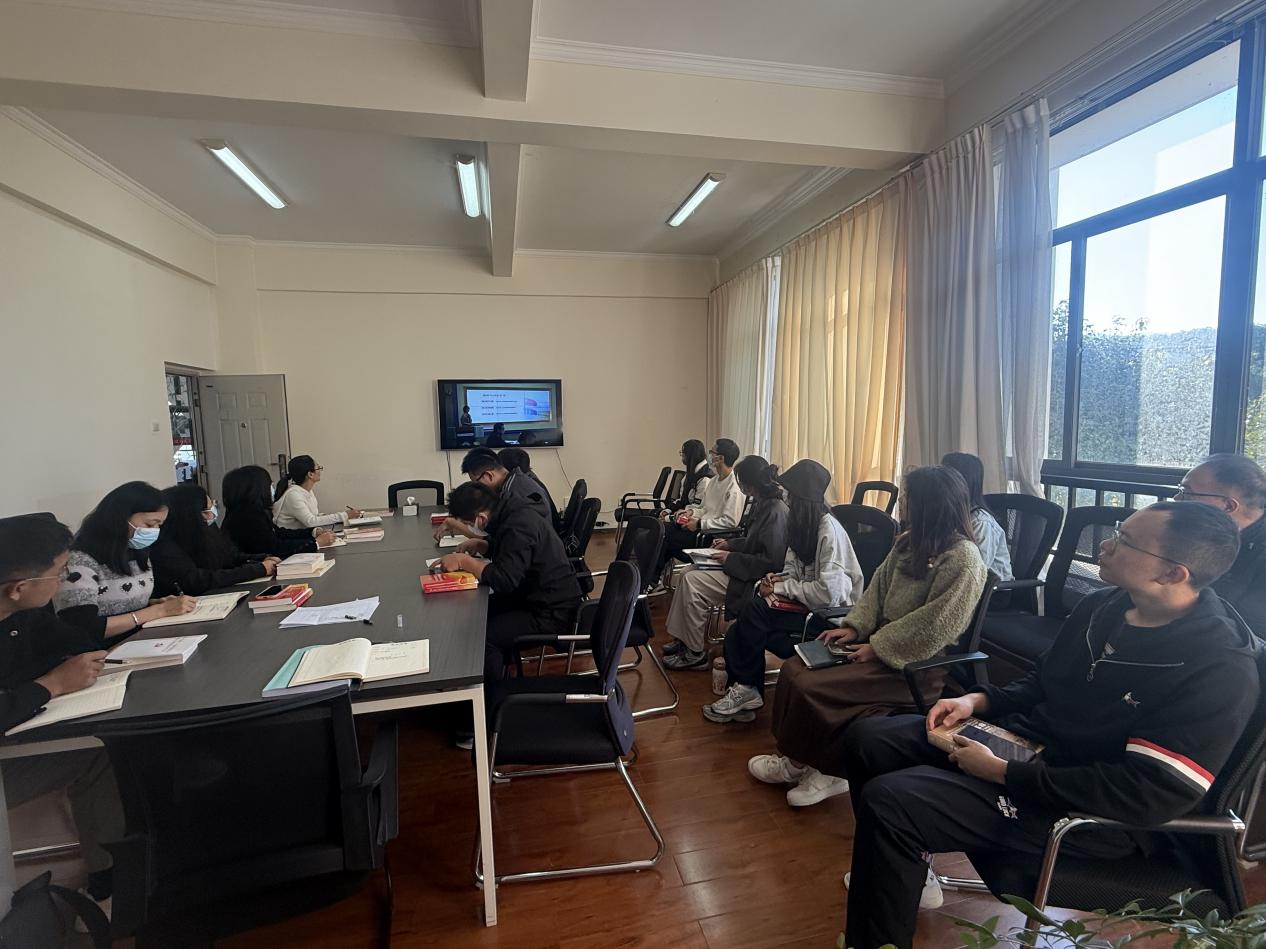 a022eb43118aa19bb2d32380b9c9574