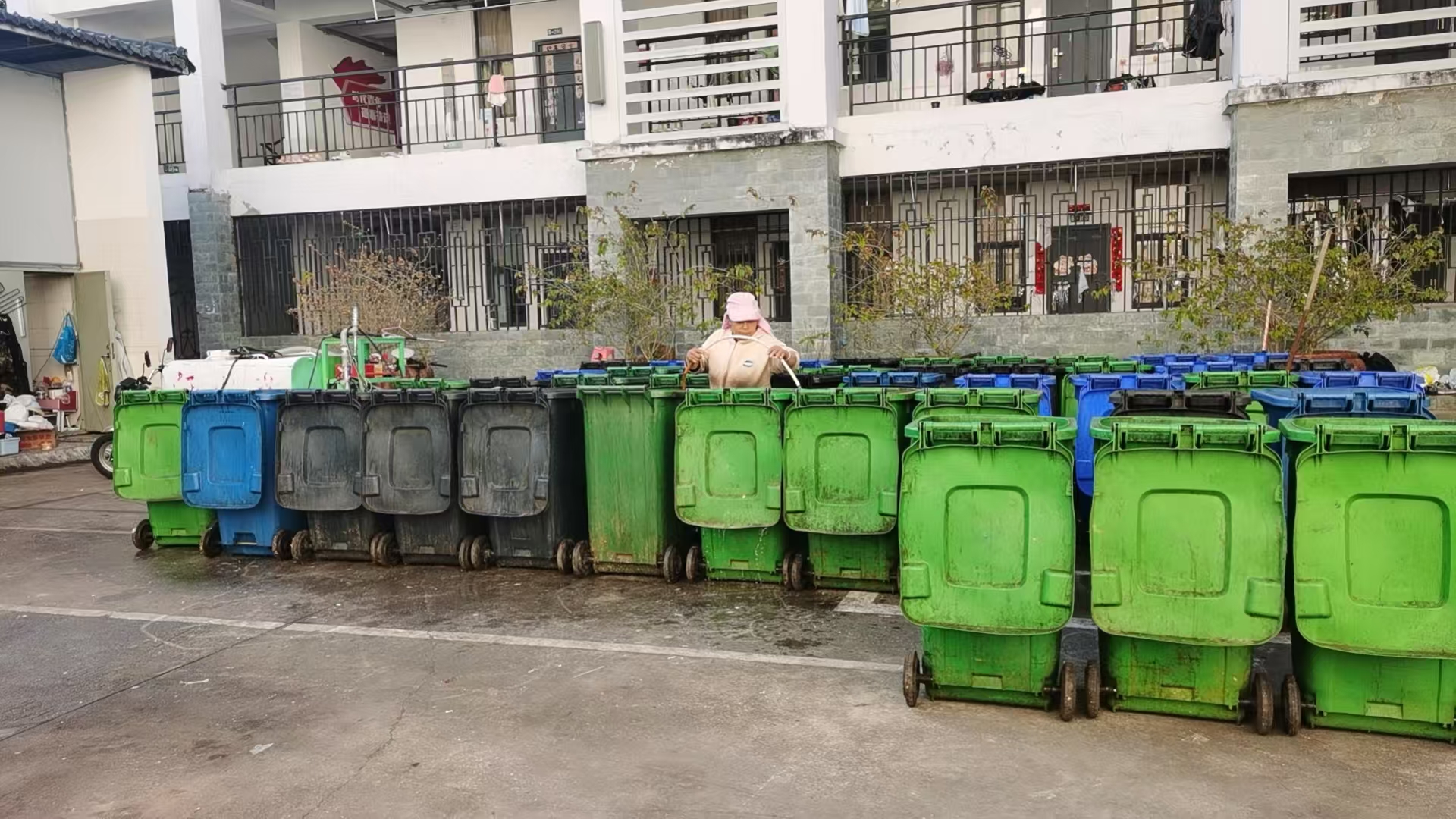 869e9aaae9a26a4b32f5f82d73e72417