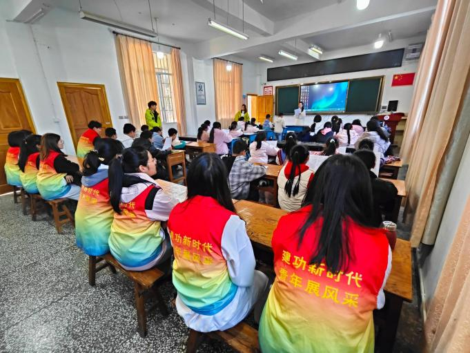 C:/Users/tanhl/OneDrive/桌面/图片2.png图片2