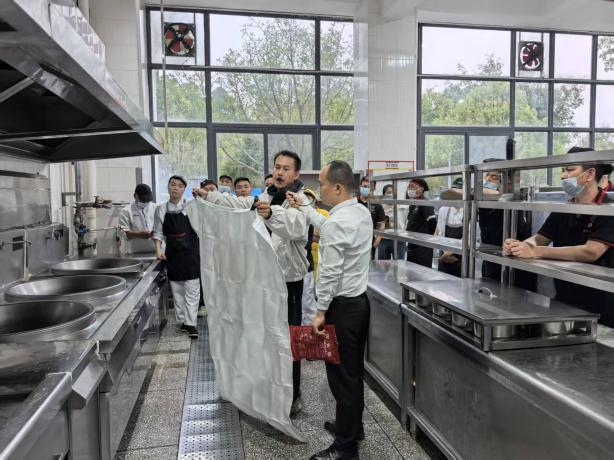 c0383e4c4f6135e88e07e460e4039064