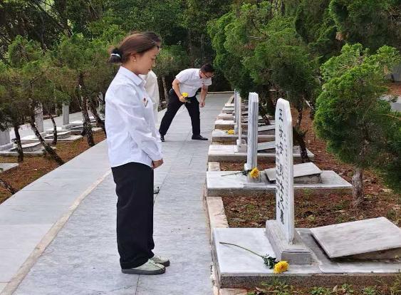 4363275b17ed2f4562a68266c1414c08